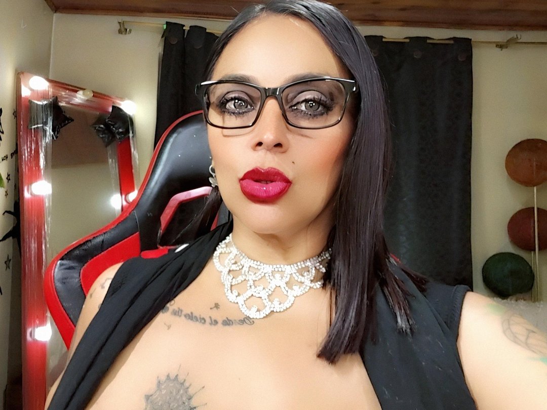 Sharysquirttits's profile - Image n°0