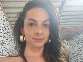 Sexo por webcam con Shemalexxl