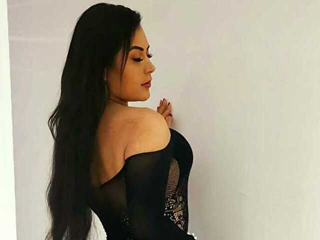 ShenoaLewis's profile - Image n°2