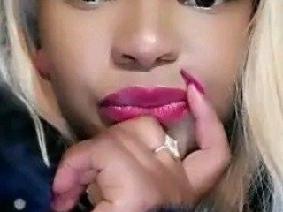 Sexcam Live Show von Shytiny