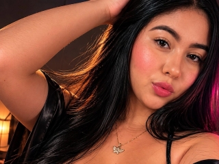 Sexo por webcam con Siena_Jade