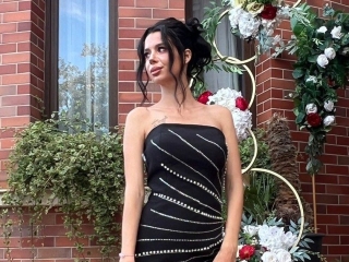 Sexo por webcam con Silviyee