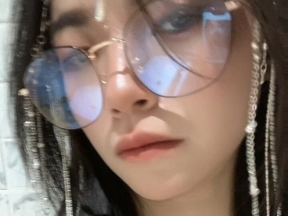 Sexo por webcam con Sisi2000