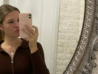 Webcam sex con SkyeDavis