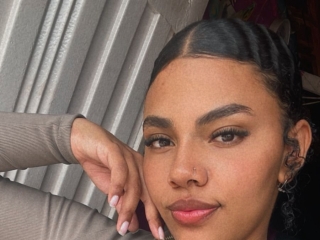 Webcam sex with Skyloren