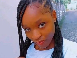 Sexo por webcam con Sleek_Petite