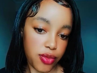 Sexo por webcam con Smalldoll