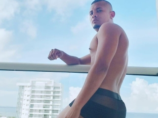 Webcam sex con Snakebig