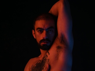 Webcam sex met Sneyderlion