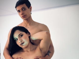 Sexo por webcam con Sofiaandnoa