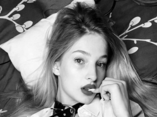 Webcam sex met Sofiaroud