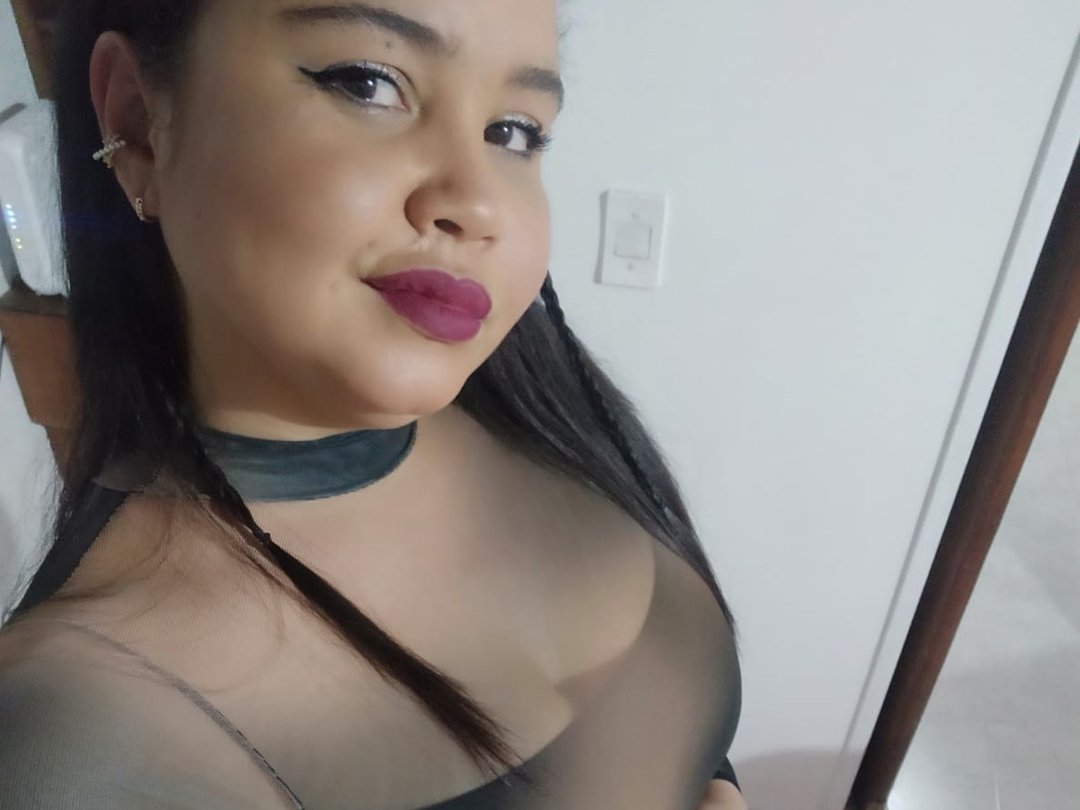 Sofiathonson's profile - Image n°0