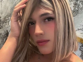 Sexo por webcam con Sophi_Johnson