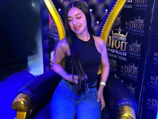 Sexo por webcam con Sophia_Castillo