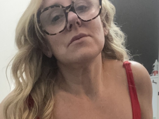 Webcam sex con Sophiahilluk