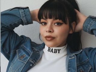 Sexcam Live Show von Sophybeaumont