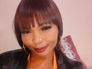 Webcam sex with Spicyqueen22
