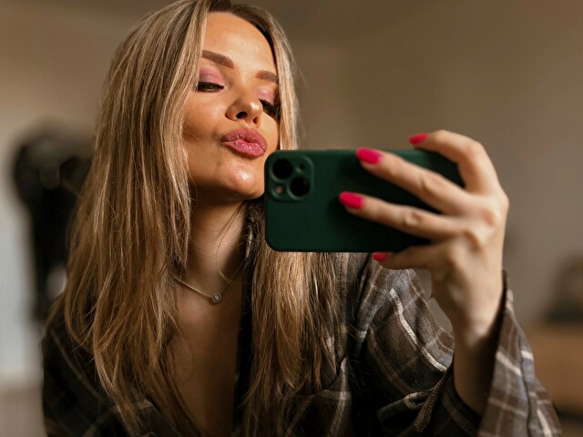 Perfil con SquirtJulia - Imagen  n°0