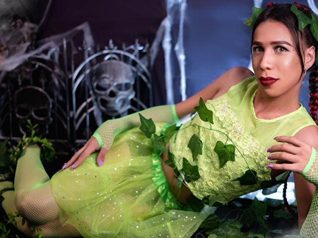 StepphanyY's profile - Image n°1