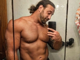 Profil de Straightmuscleshowoffny