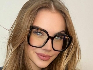 Sexo por webcam con StromiStar