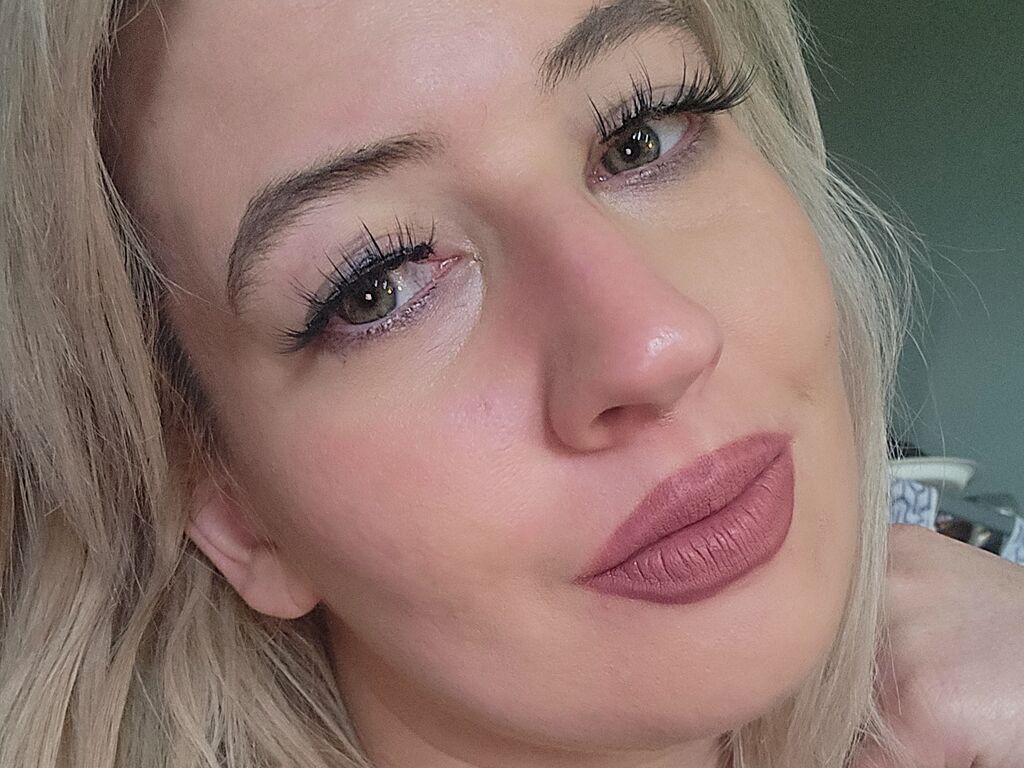 Stunnagirl's profile - Image n°2