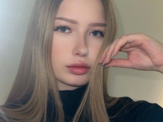 Webcam sex with Summerscarlet