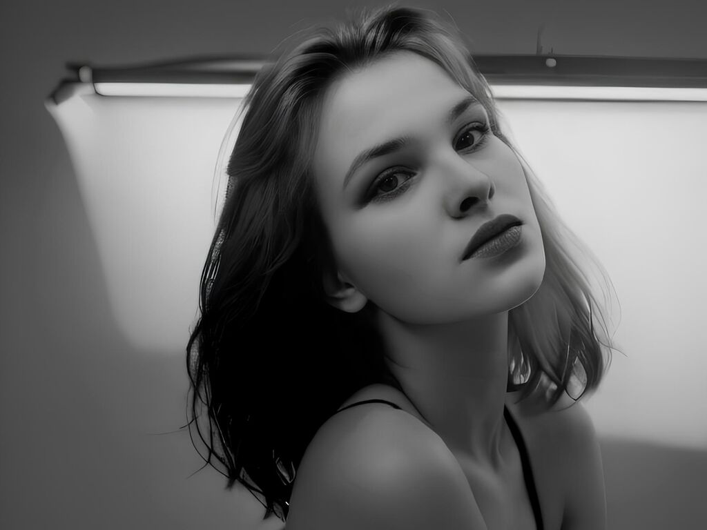 Perfil con Sunnivaeyre - Imagen  n°0