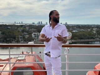 Sexo por webcam con Surrealsexcurls