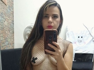 Webcam sex con Suzett22