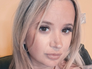 Sexo por webcam con Sweeetshellyxx