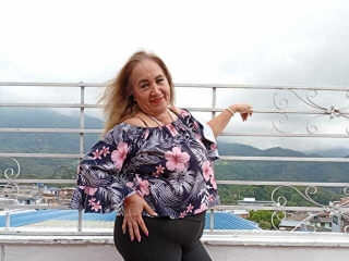 Webcam sex con Sweetbigcat