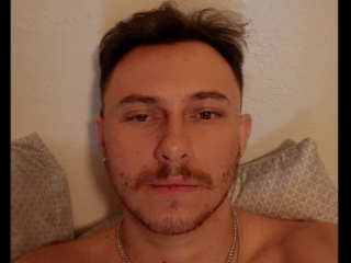 Tallhungandcloudy's Sexcam