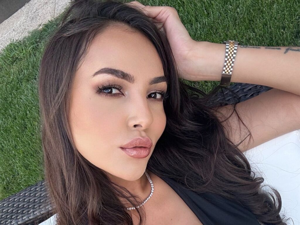 Tanialovinn's profile - Image n°1