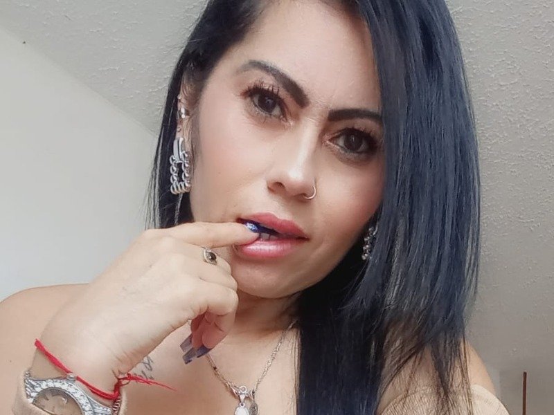 Taniamature's profile - Image n°1