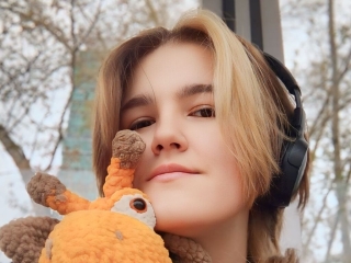 Tanyafornier's Sexcam