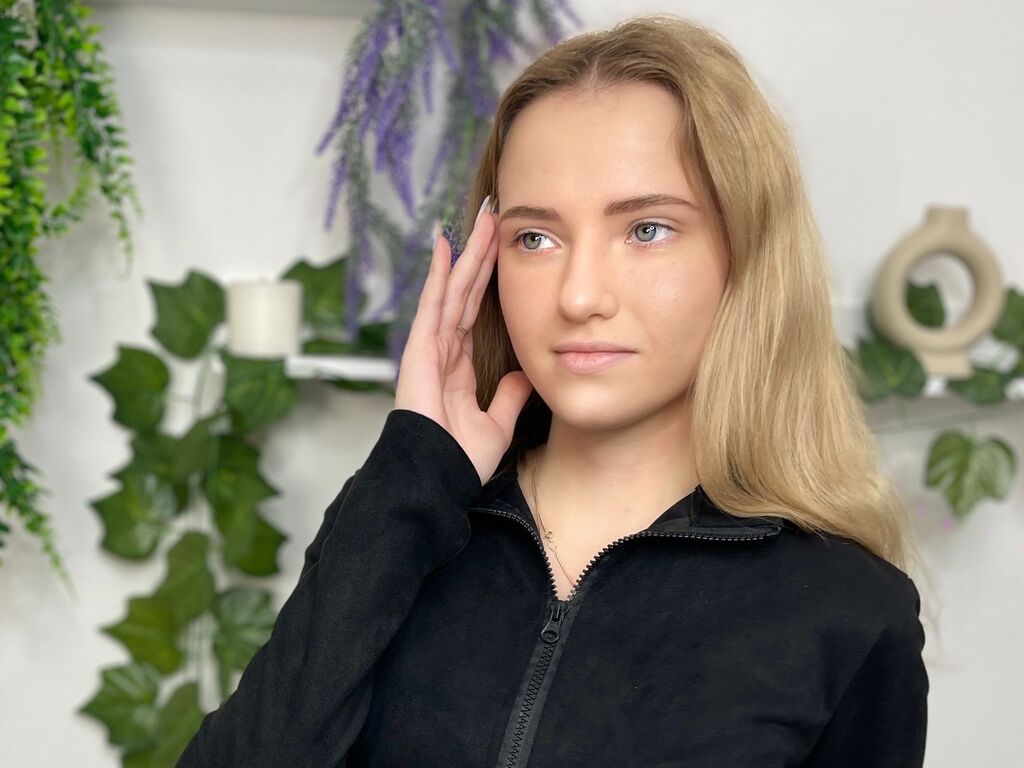 Tatehankins's profile - Image n°0