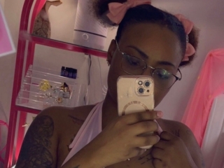 Webcam sex with Tattaddoll