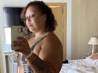 Webcam sex met Tattedaisha