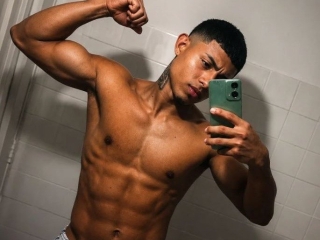 Webcam sex con Tayronking