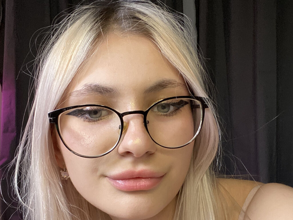 Taytecoombs's profile - Image n°0
