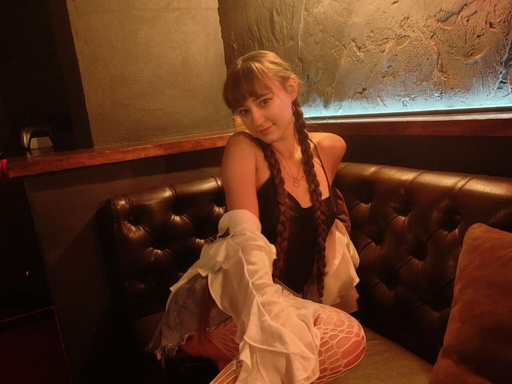 Perfil con Tessakowalska - Imagen  n°1