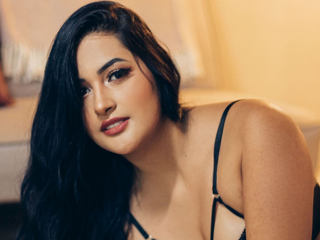 Thaniamarshall's profile - Image n°1
