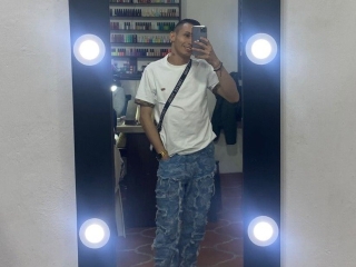 Sexo por webcam con The_Bdsm_Boys