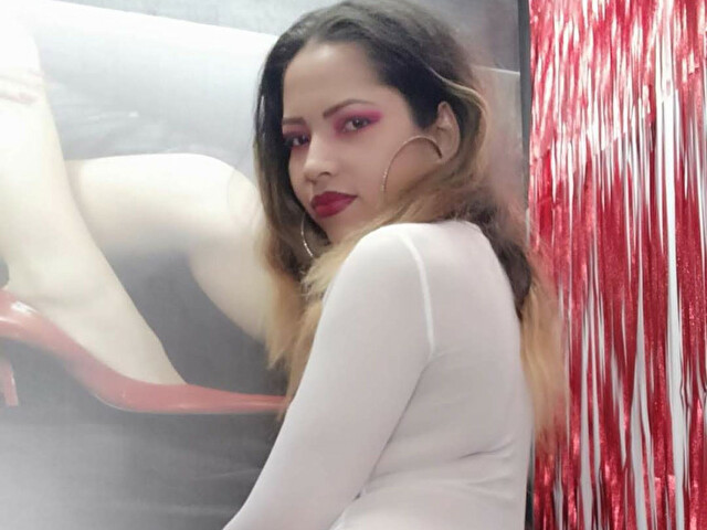 lauramarlyn's profile - Image n°1