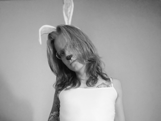 Sexo por webcam con Thebunnnextdoor