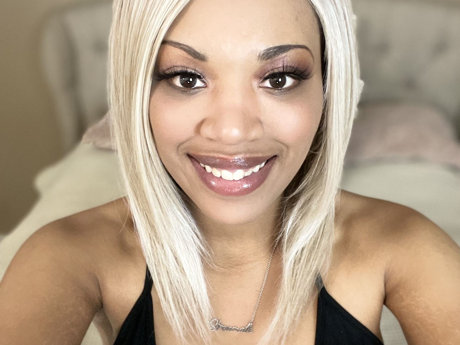 Thekelliecapri's profile - Image n°2