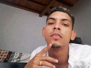 Webcam sex con Thekimblackhot22