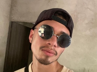 Sexcam Live Show von Theo_Stone