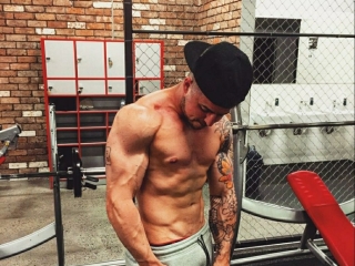 Sexo por webcam con Thiagofit777